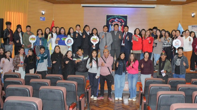 Municipalidad de Puno impulsa taller de formación juvenil “Por una juventud sin violencia”
