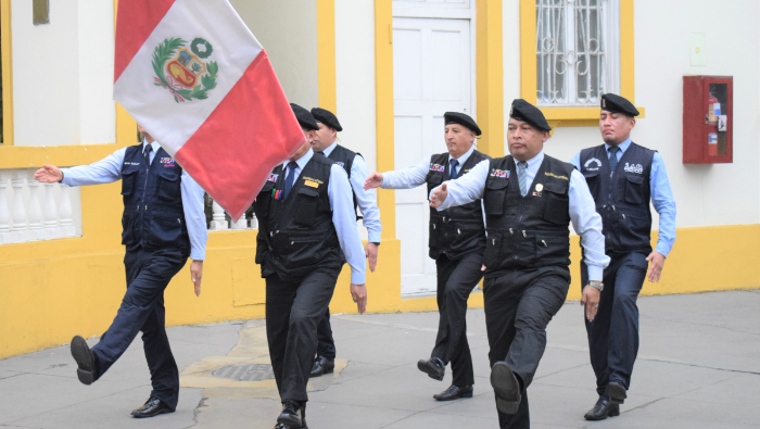 El director general, Dr. Carlos Urbano Durand, resaltó la labor de cada uno de los profesionales.
