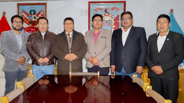 Concejo municipal y Gerencia de Transportes se reúnen para coordinar modificaciones y nuevas ordenanzas municipales