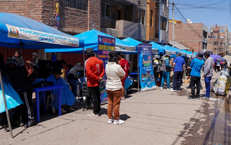 Vecinos del barrio Miraflores recibieron atención municipal a través de la campaña “La Muni a tu Alcance”