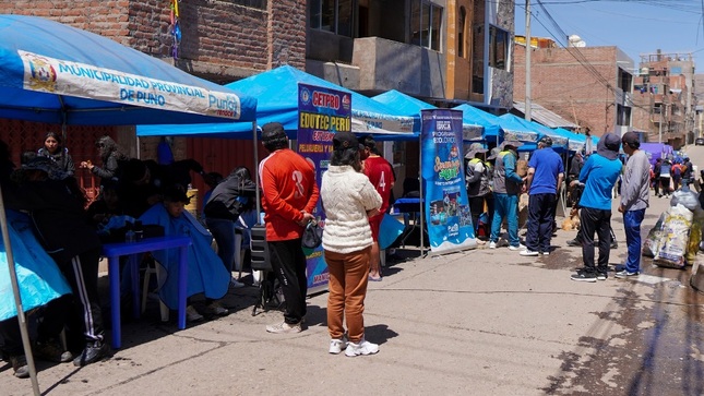 Vecinos del barrio Miraflores recibieron atención municipal a través de la campaña “La Muni a tu Alcance”