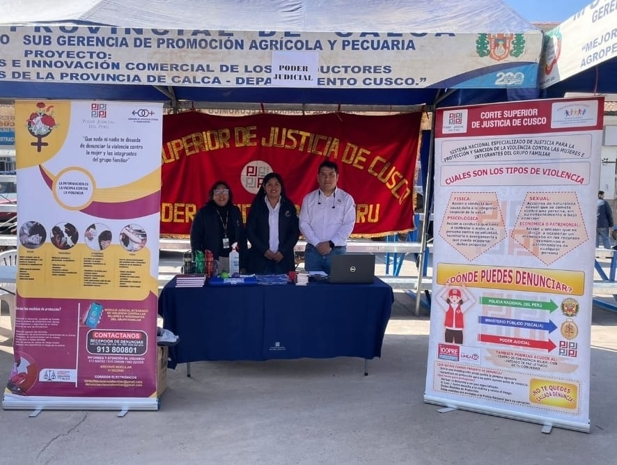 Corte Superior de Justicia de Cusco participó en Feria Informativa "El Arte de un Mundo sin Drogas" en Calca