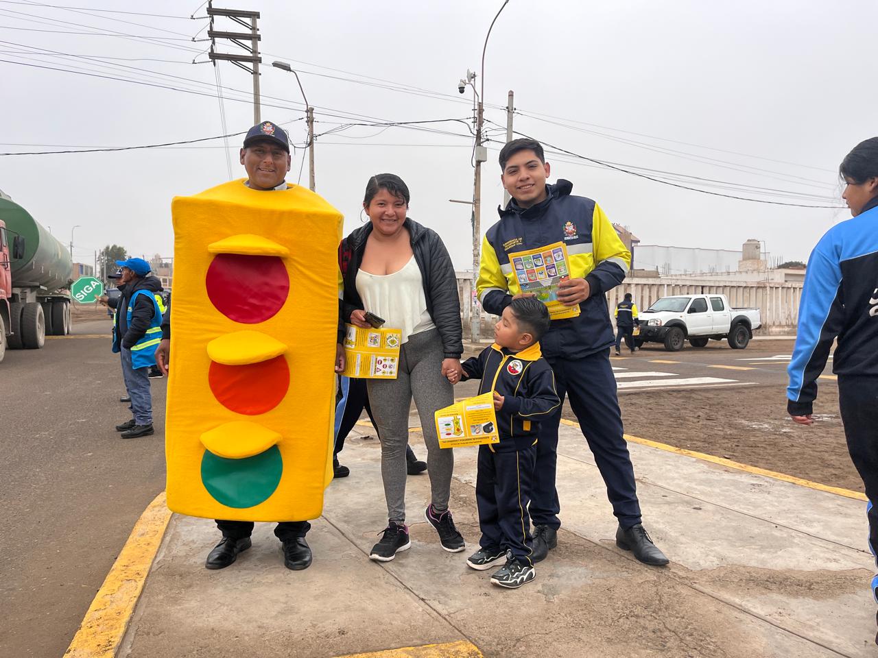 Continuamos formando una cultura de prevención y seguridad vial mediante la 1era Campaña de sensibilización en cruces peatonales en Chilca.