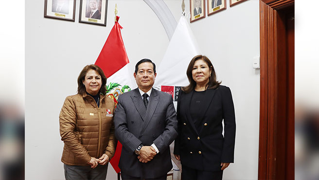 • En reunión sostenida entre la presidenta de la Corte del Callao, Teresa Soto; la presidenta de la Junta de Fiscales Superiores del Callao, Maria Guerra y el ministro de Justicia, Eduardo Arana, se acordaron acciones para mejorar justicia chalaca