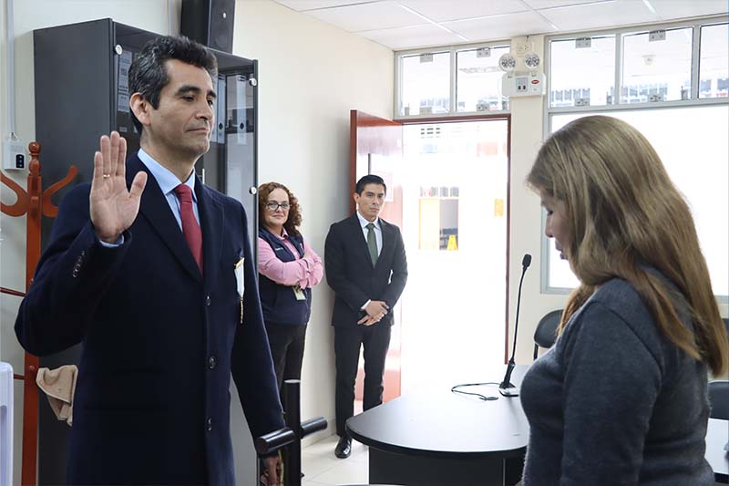 También tomó juramento el servidor Carlos Eduardo Matos Ríos como juez del Primer Juzgado de Paz Letrado Civil del Callao