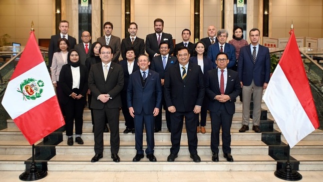 El Perú e Indonesia celebran en Lima la VI Reunión del Mecanismo de Consultas Bilaterales