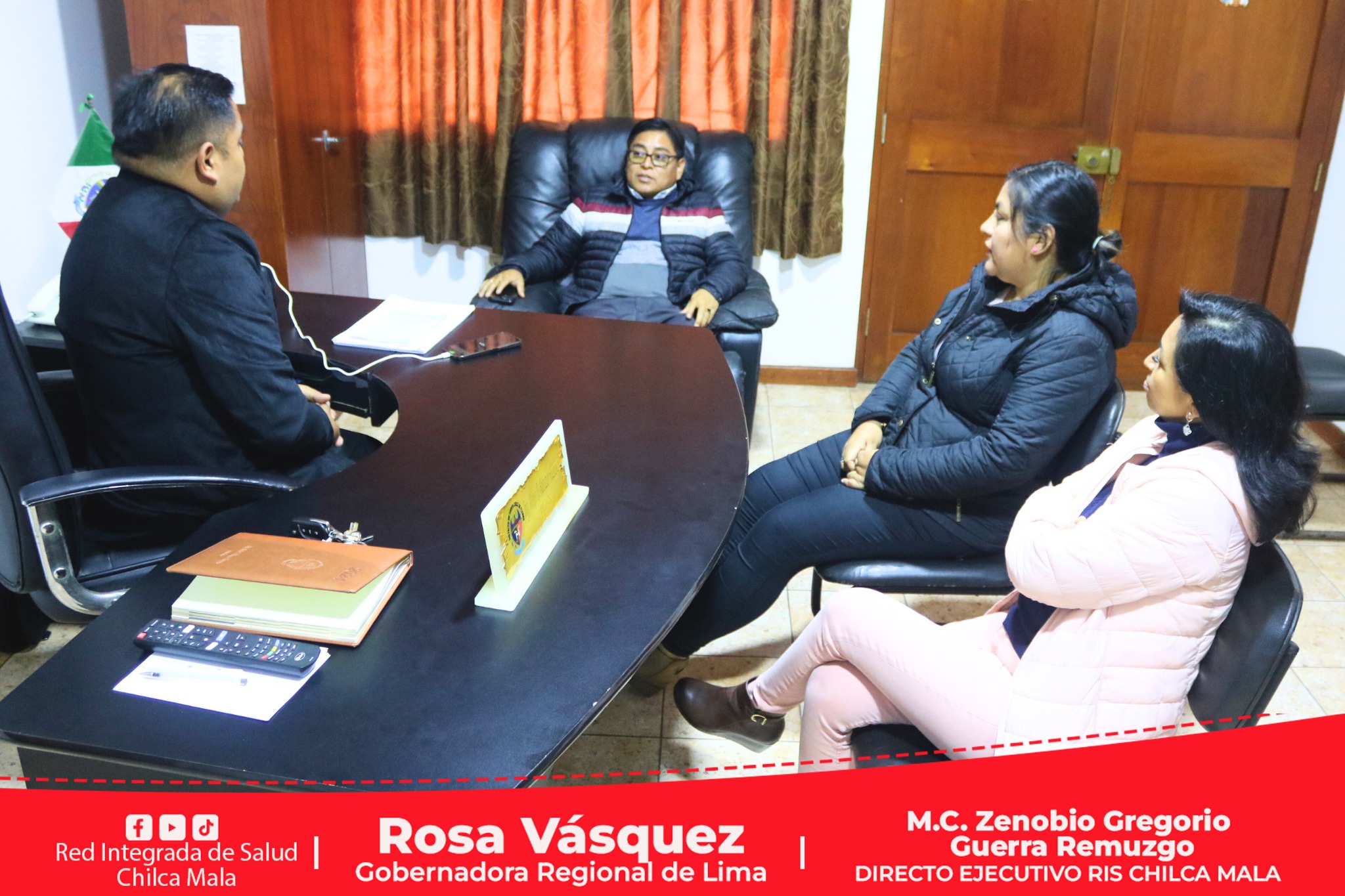 Director Ejecutivo se reúne con Alcalde de Santa Cruz de Flores