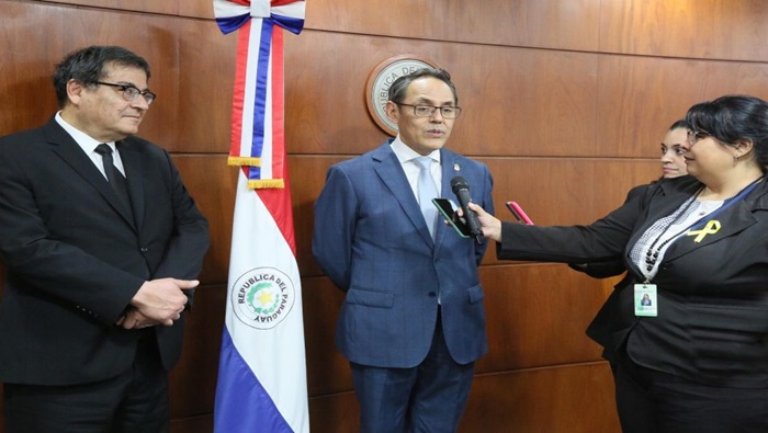 Magistrados del Tribunal Constitucional se reúnen con presidente de la Corte Suprema de Justicia de Paraguay