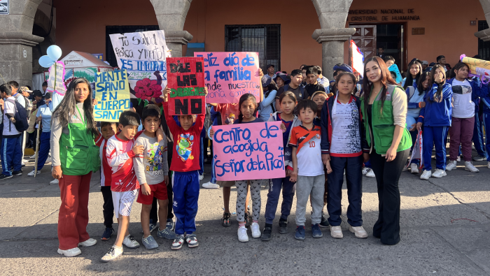 Ayacucho: Realizan pasacalle por una vida sin drogas y violencia en Huamanga