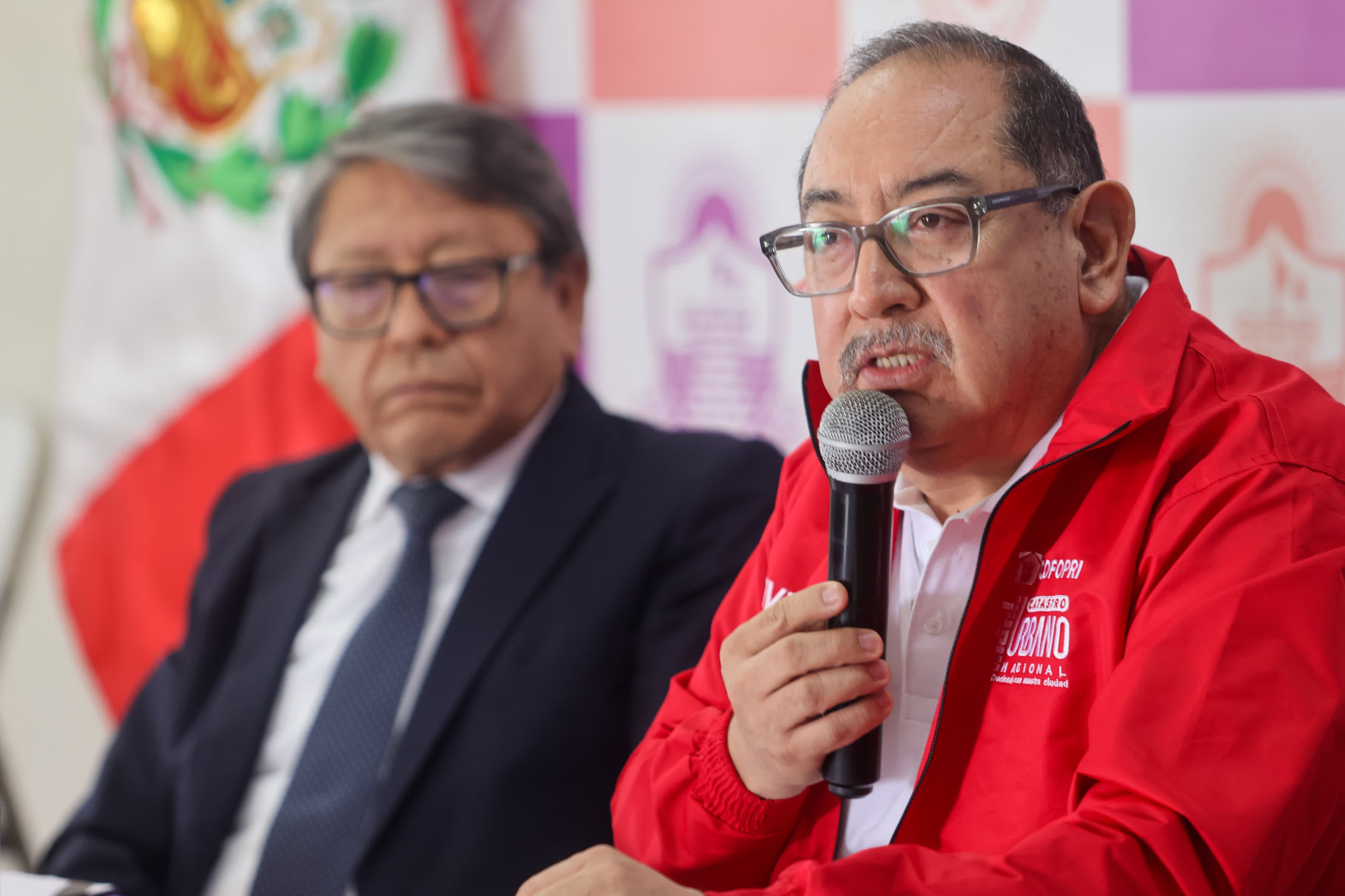 Acuerdo da inicio a un trabajo conjunto para regularizar posesiones informales, brindar asesoramiento técnico y cerrar la brecha de informalidad que afecta a miles de familias en la región.