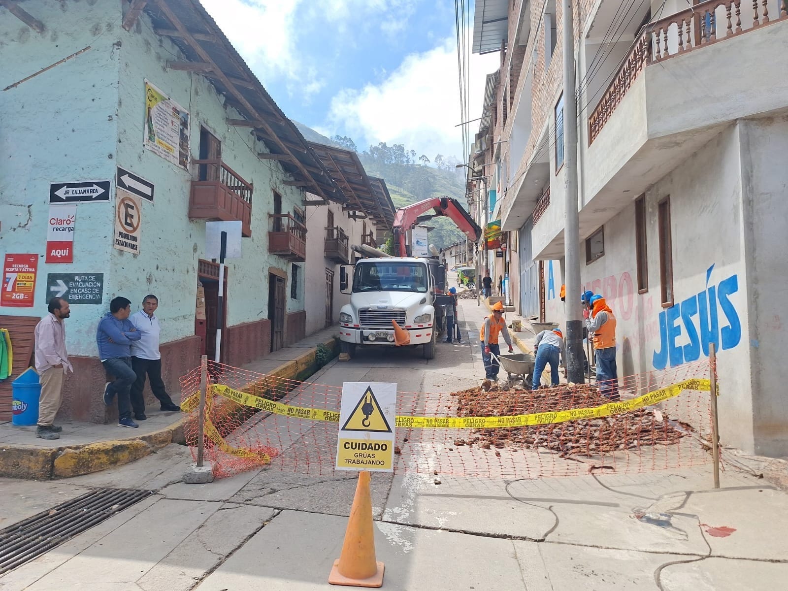 Más de 9 mil familias de San Pablo, Celendín y Cajabamba serán beneficiadas con los trabajos de renovación de las redes eléctricas y la instalación de un moderno alumbrado público con tecnología LED