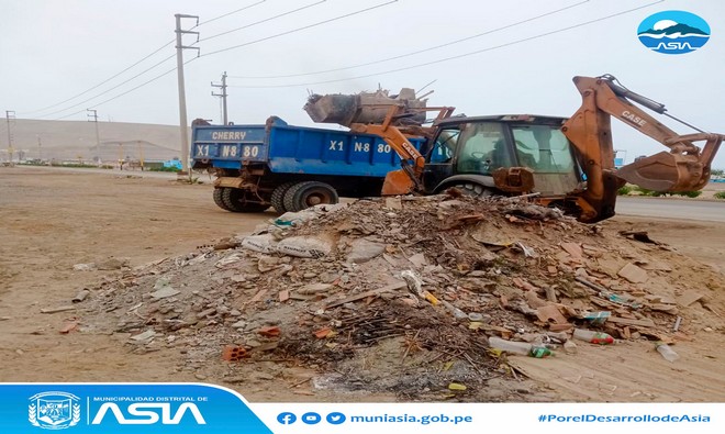 La Municipalidad Distrital de Asia que lidera el alcalde Isaias Alcántara Malasquez, a través de la Sub Gerencia de Transporte continúa realizando el recojo de desmonte y basura en los espacios públicos, utilizando un cargador frontal y volquete.
Desde la Municipalidad Distrital, hacemos un llamado a la población que no arroje basura y desmote en la vía pública y a su vez que no coloquen sus materiales de construcción en la calle, ya que es responsabilidad de todos mantener limpia y ordenada nuestro distrito.
#MunicipalidadDistritalDeAsia
#PorelDesarrollodeAsia
#IsaiasAlcantaraAlcaldedeAsia