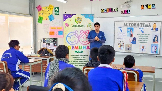 Se realizó el Taller: Promoción de "La Buena Autoestima" en la IE Dionisio Manco Campos; por el Programa "Pasando Lista con la Demuna"