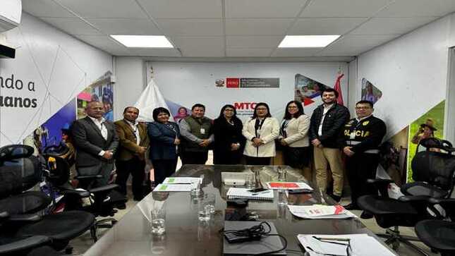 Director Regional De Transportes Y Comunicaciones participa de reunión para acelerar proyecto de banda ancha en la Región Ancash