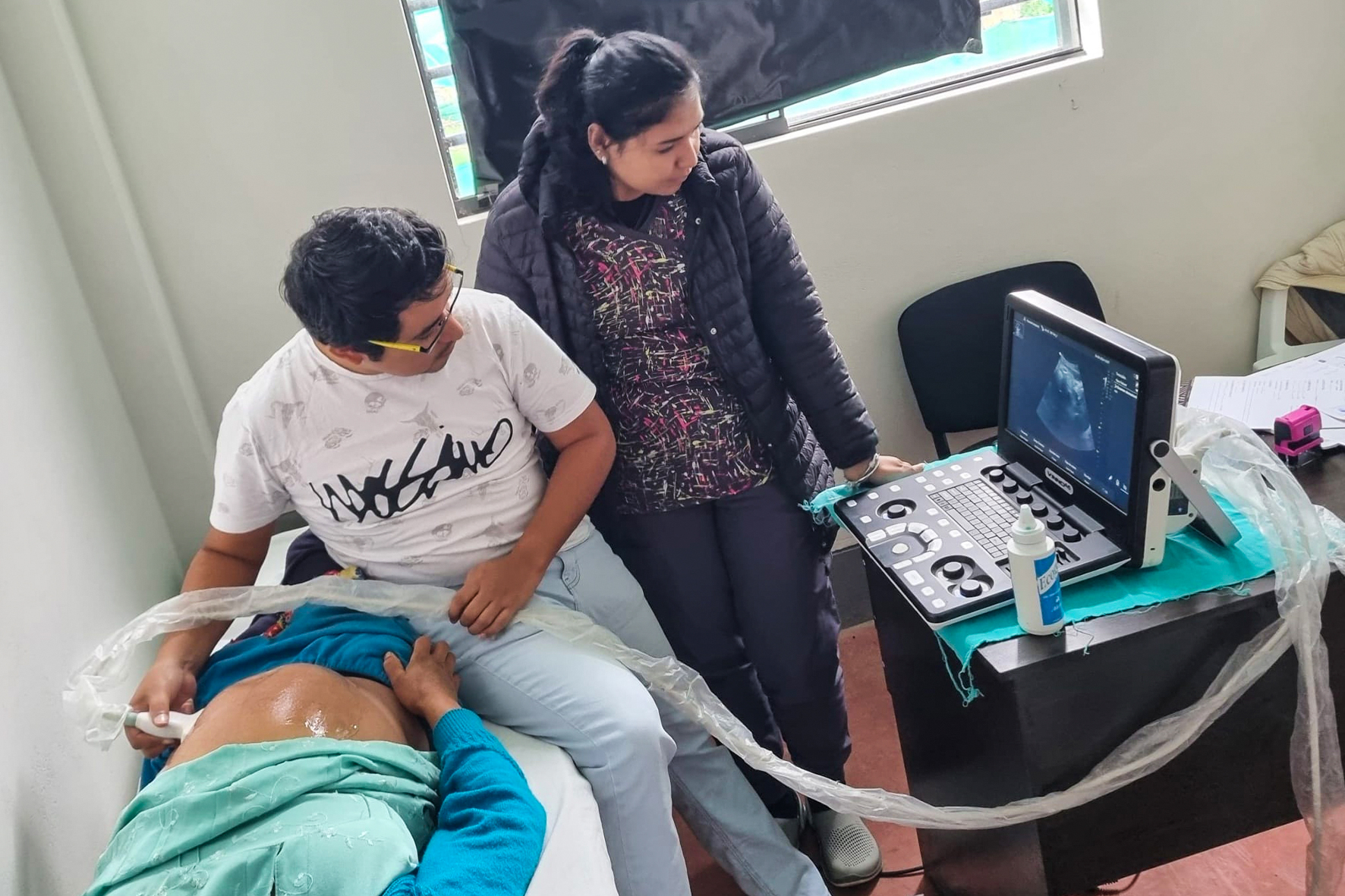 Continúan jornadas médicas