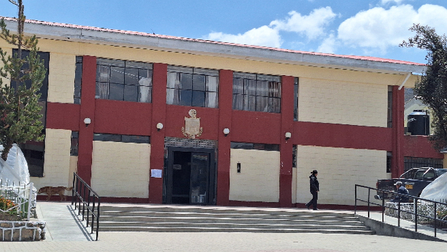 Pasco.- La Contraloría General evidenció irregularidades en el proceso del Contrato Administrativo de Servicios (CAS) N° 001-2024-MDY-PASCO, las que afectaron la legalidad, transparencia e igualdad de condiciones en el acceso al empleo público en la Municipalidad Distrital de Yanacancha. 