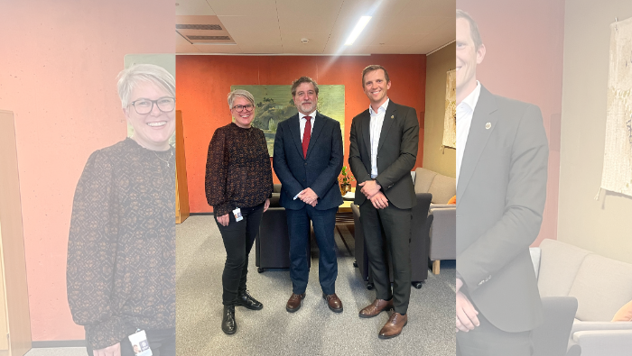 Embajador del Perú en Noruega visita la ciudad de Kristiansand