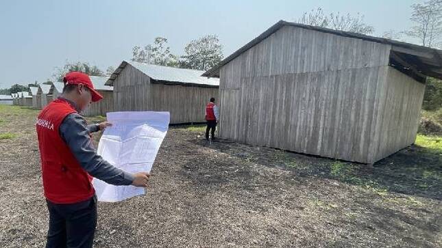 Ucayali.- La Contraloría General alertó a la Municipalidad Provincial de Coronel Portillo que funcionarios de la subgerencia de formalización de la propiedad inscribieron 44 lotes del AA.HH. “Félix Gonzales Villanueva” en registros púbicos sin que tengan ocupación vivencial. Esta situación pone en riesgo los predios estatales y podría facilitar o promover el tráfico de terrenos.