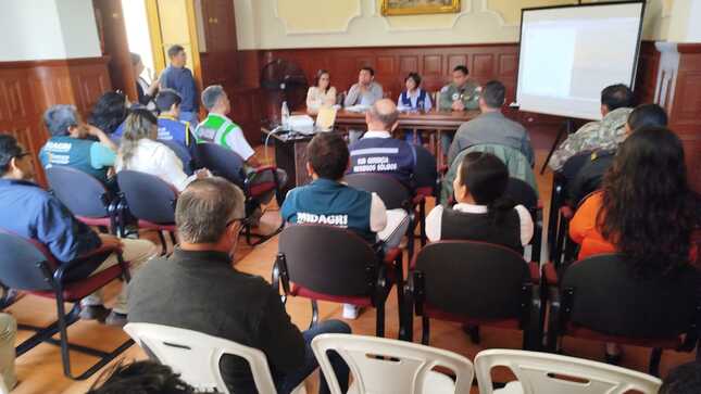 REUNIÓN POR TEMAS ECOLÓGICOS EN EL AEROPUERTO 2