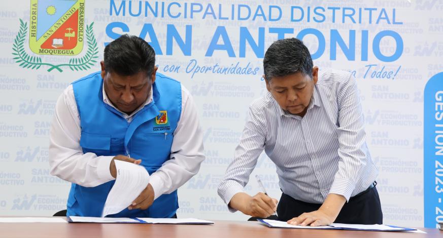 En un esfuerzo por fortalecer la colaboración entre las instituciones, el alcalde de la Municipalidad Provincial de Mariscal Nieto, John Larry Coayla, encabezó la firma de un convenio marco de cooperación interinstitucional con la Municipalidad Distrital de San Antonio.