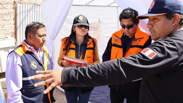 La Municipalidad Provincial de Mariscal Nieto, a través del Centro de Operaciones de Emergencia Provincial (COEP) de la Oficina de Gestión de Riesgos de Desastres, ha realizado una rápida y efectiva entrega de ayuda humanitaria. Esta ayuda fue proporcionada a la Municipalidad Distrital de San Antonio, quien se encargará de distribuir los bienes a las familias afectadas por el siniestro.