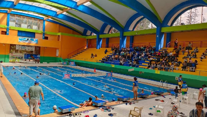 piscina CRD Cusco