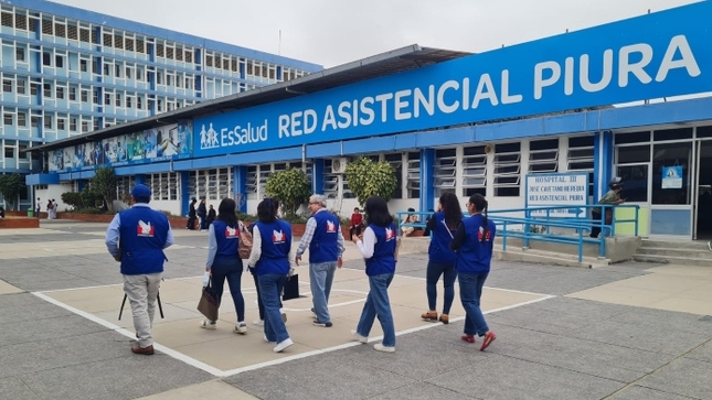En Lima, el despliegue está siendo liderado por el defensor del pueblo, Josué Gutiérrez, acompañado de los equipos defensoriales, quienes inspeccionaron hospitales como el Hermilio Valdizán, Sergio E. Bernales, María Auxiliadora, Santa Rosa, Dos de Mayo, Cayetano Heredia, entre otros establecimientos de salud.