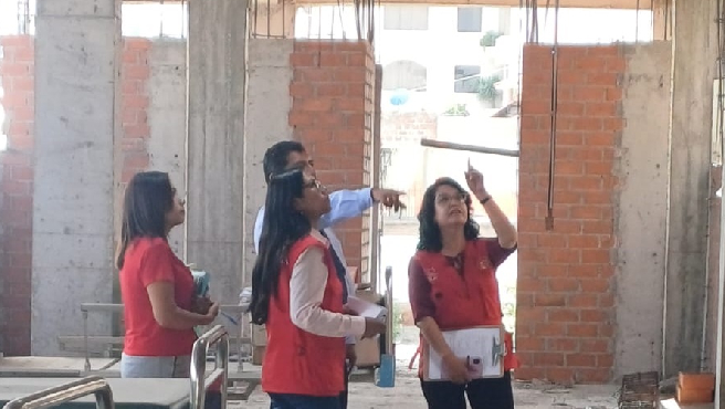 Arequipa. - La Contraloría General identificó un perjuicio económico de S/ 624 182 al Instituto Regional de Enfermedades Neoplásicas del Sur (IREN SUR), unidad ejecutora del Gobierno Regional de Arequipa (GRA), por deficiencias en el expediente técnico y en la ejecución de la obra de acondicionamiento y ampliación de Central de Esterilización y Unidad de Cuidados Intensivos (UCI), la cual no está culminada y se encuentra cerrada en el Banco de Inversiones, por lo que no será utilizada.