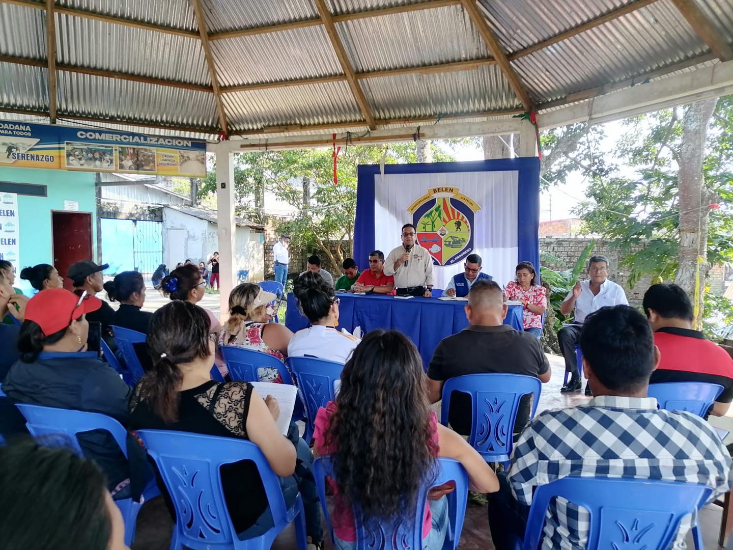 Equipo técnico de la Municipalidad Distrital de Belén sostuvo una importante reunión con los dirigentes del Asentamiento Humano Cabo López