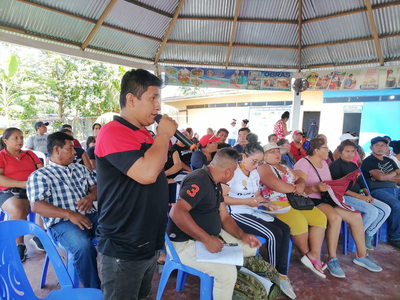 Equipo técnico de la Municipalidad Distrital de Belén sostuvo una importante reunión con los dirigentes del Asentamiento Humano Cabo López