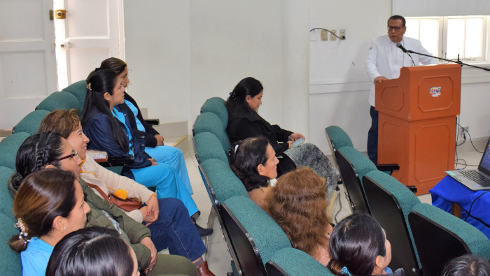 Enfermeras del INSN culminan con éxito curso de trasplante de hígado