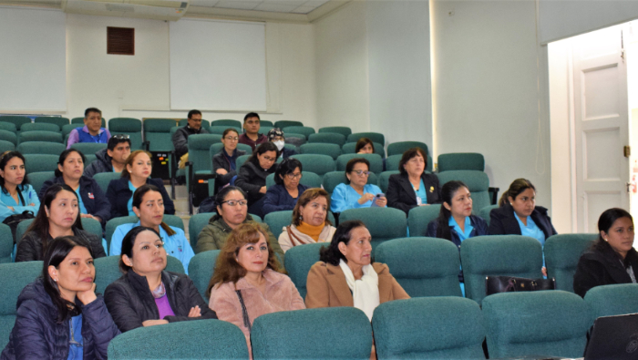 Enfermeras del INSN culminan con éxito curso de trasplante de hígado