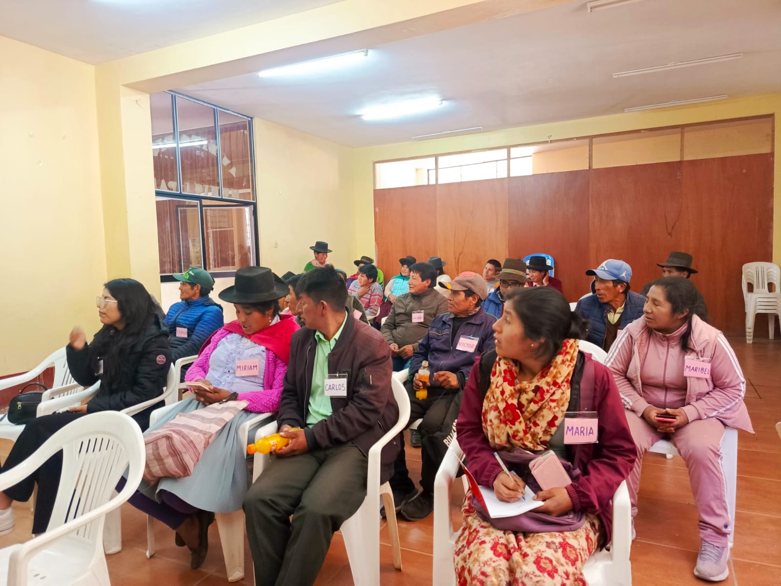 Imagen de las capacitaciones y escuelas de campo