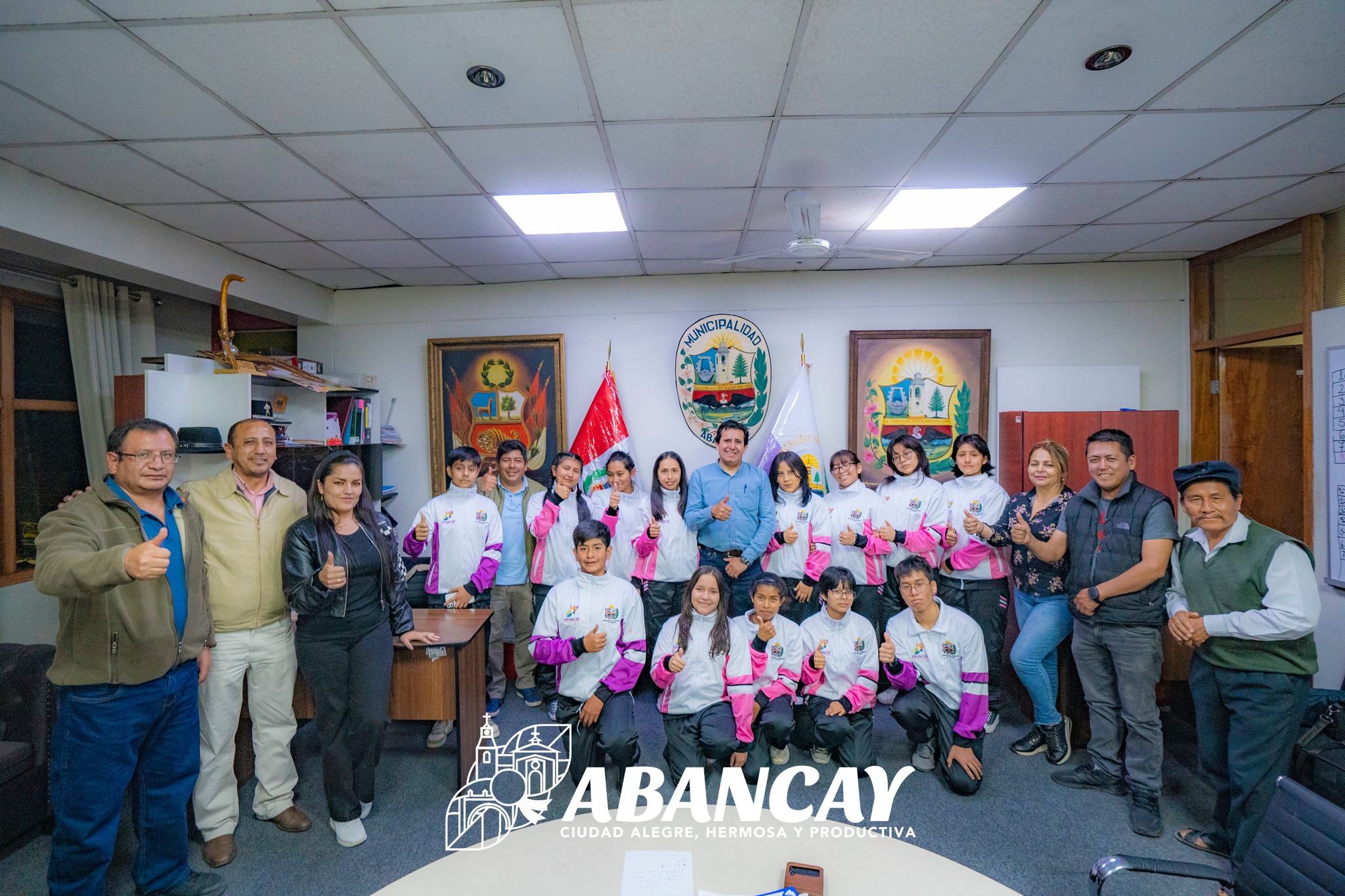 Municipalidad De Abancay Mantiene Su Compromiso Apoyando A Jóvenes Deportistas Rumbo A Los Juegos Escolares Deportivos Y Paradeportivos Macrorregionales – Cusco 2024