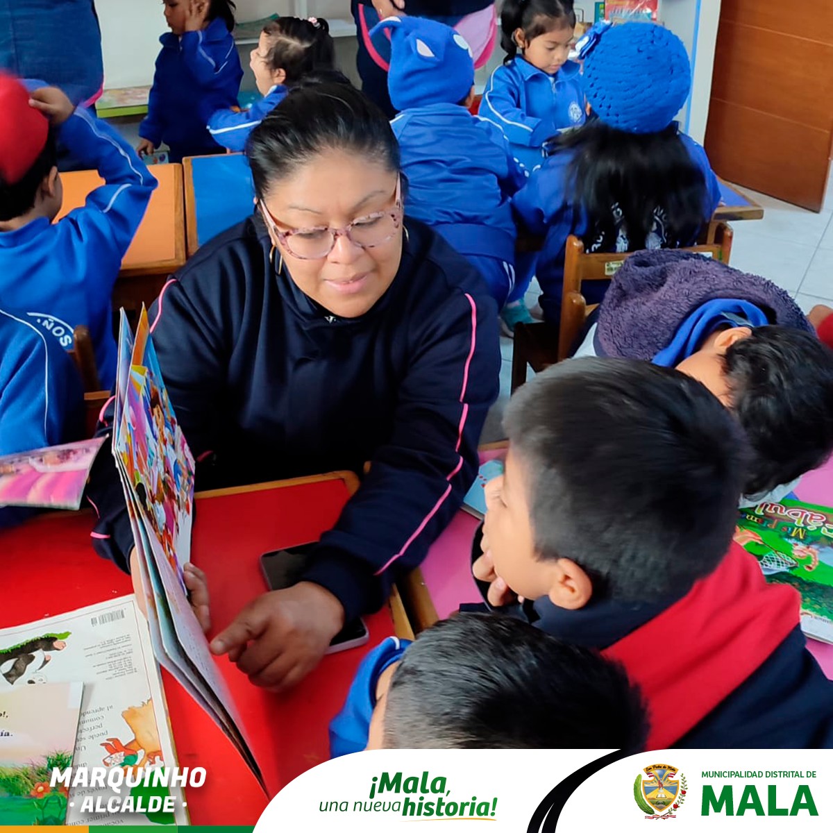 Hermosa Visita de la IEI. N° 323 a Nuestra Biblioteca Municipal