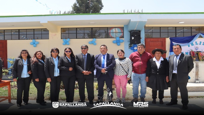 Apoyo coyuntural de 100 bolsas de cemento a la I.E. 30028 - Cocharcas