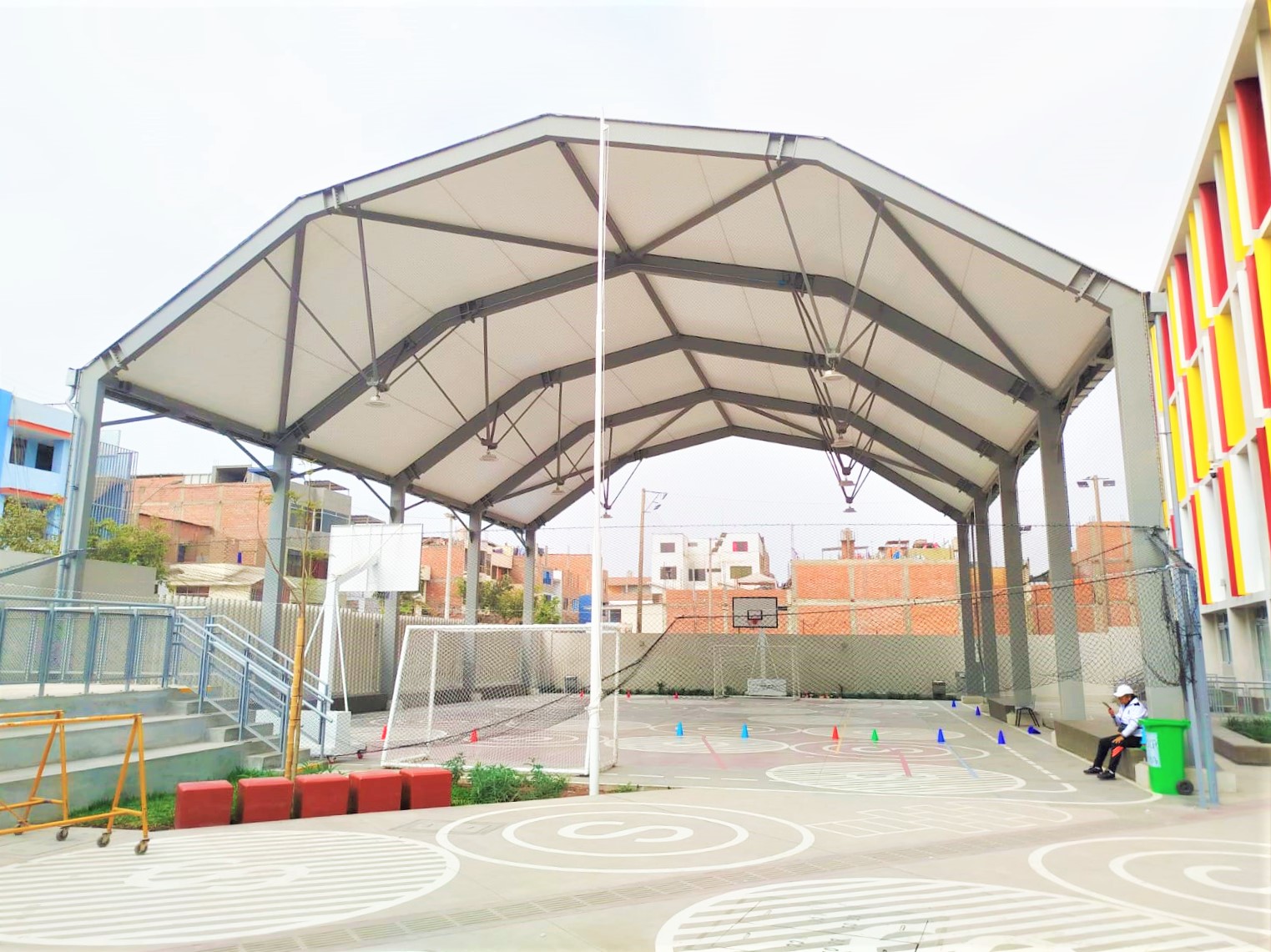 loza multiusos del los estudiantes
