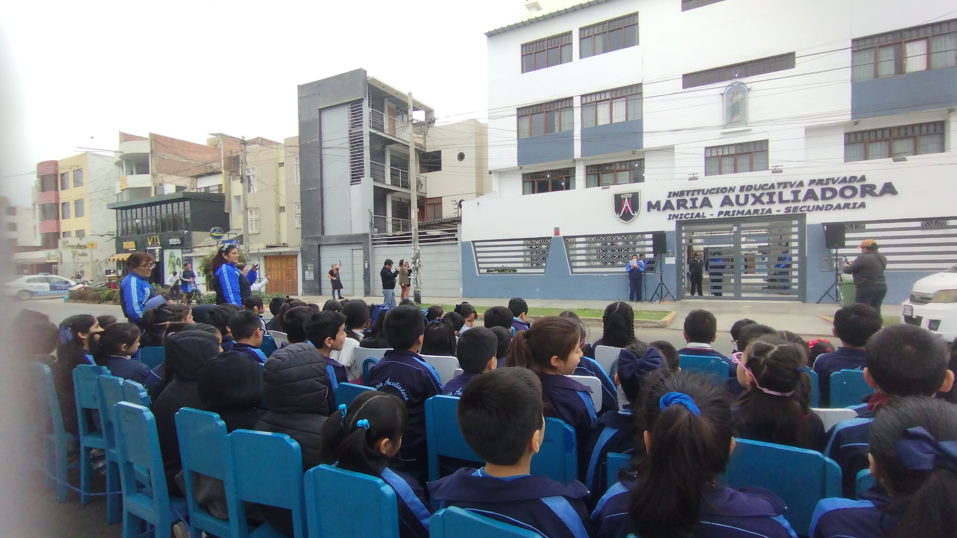 Municipalidad prepara a escolares para evitar secuestros