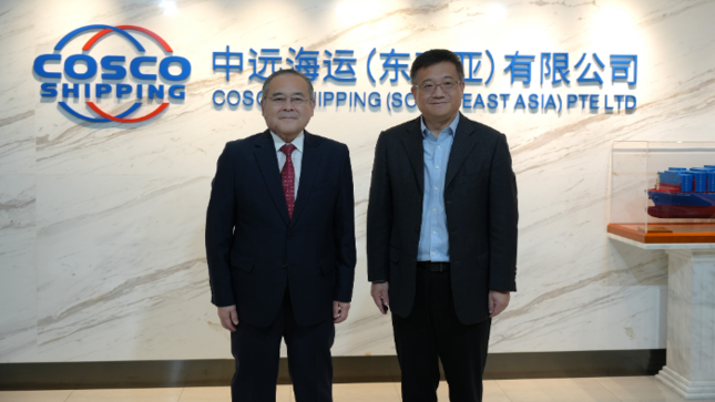 Embajador del Perú en Singapur se reúne con presidente de COSCO Shipping International 