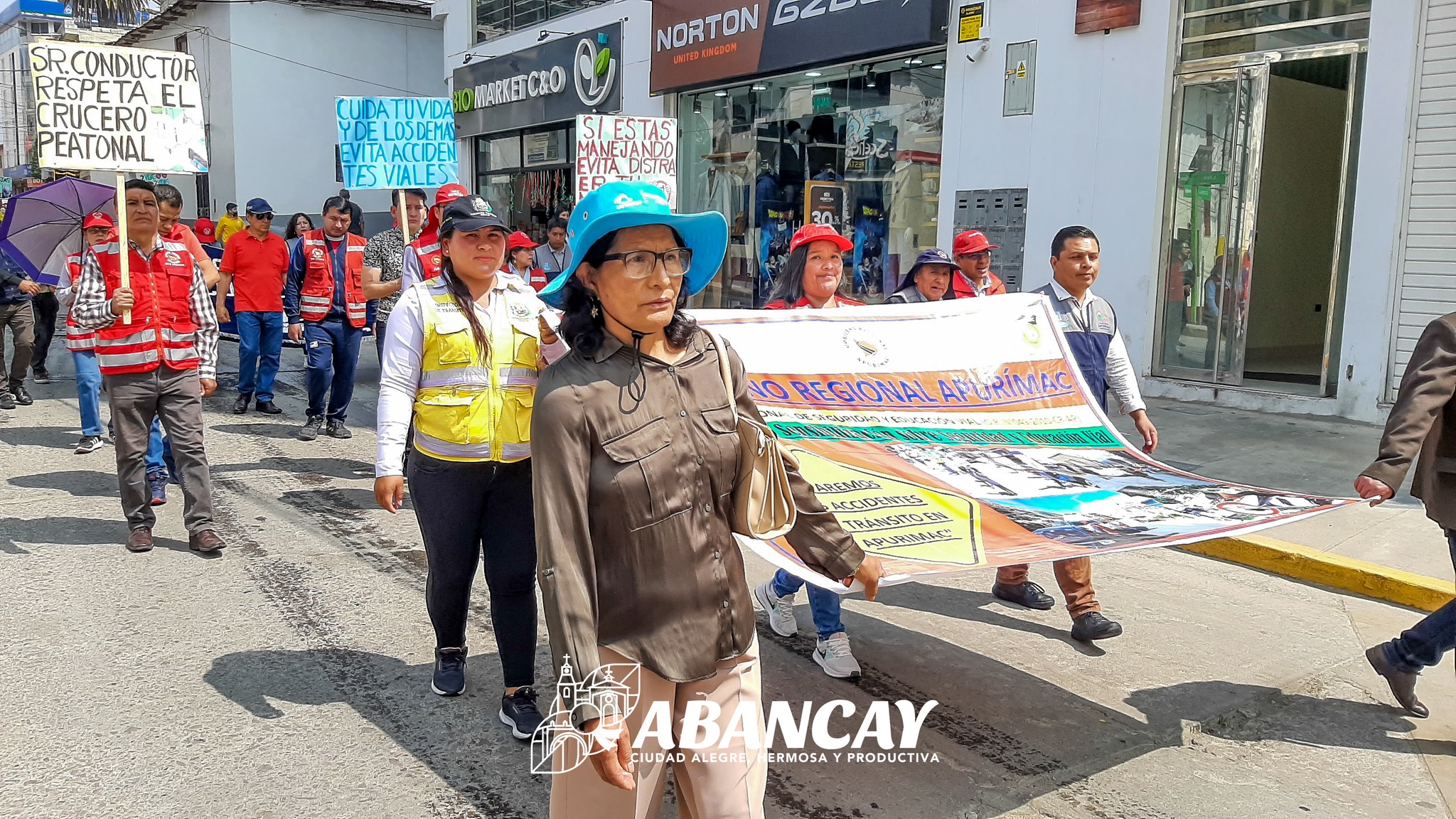 💯📢Marcha De Sensibilización Por La Seguridad Vial En Apurímac: Culminó Con Éxito Rotundo.