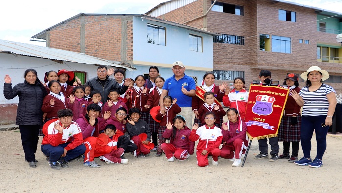 Alcalde Fernando Cรกrdenas presenta anteproyecto de local comunal en San Juan de Viscas