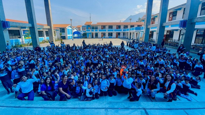 Más de 100 alumnos del colegio la libertad de Huaraz participaron de talleres lúdicos impulsados por la DRTC