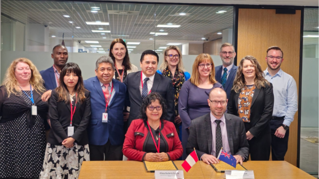 El Perú suscribe acuerdo para iniciar exportaciones de cítricos a Nueva Zelandia