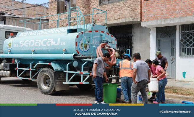 🚨 Vecinos del sector Mollepampa activaron el botón de emergencia para el abastecimiento de agua, y hoy, desde tempranas horas, nuestra cisterna inició el reparto.
👏 Gracias a la gestión del alcalde Joaquín Ramírez, continuaremos atendiendo a nuestros vecinos.