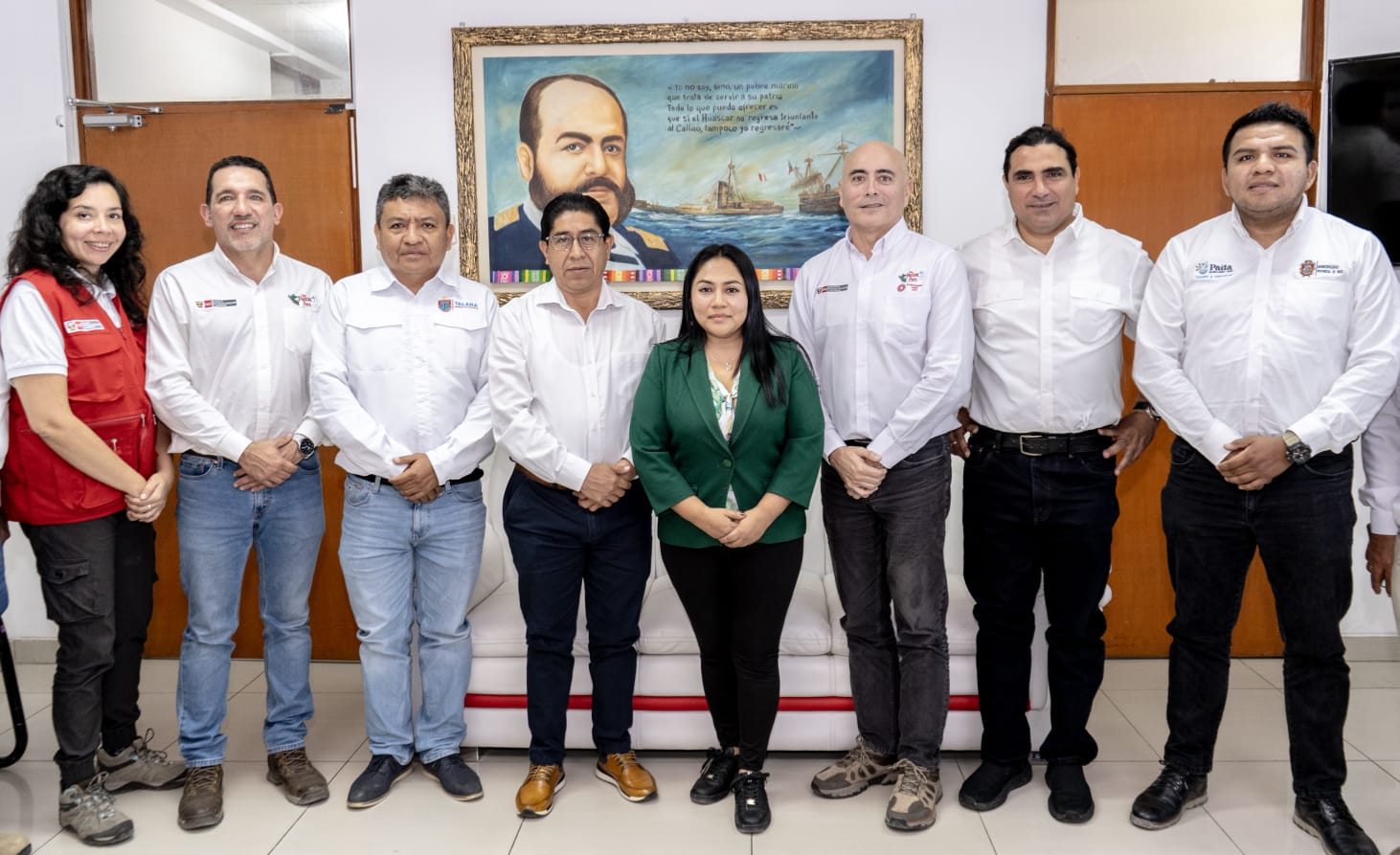 Gobernador y ministro de vivienda acuerdan impulsar importante cartera de proyectos de sanemiento para la región