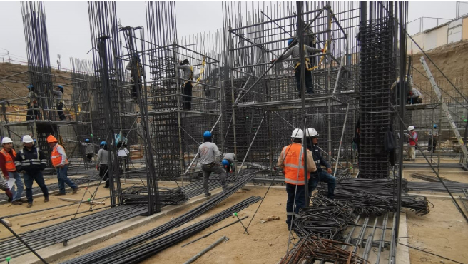 La Libertad.– La Contraloría General advirtió al Gobierno Regional (GORE) de La Libertad las situaciones adversas que está identificando en la construcción de la nueva sede del GORE y de las oficinas temporales que forman parte del plan de contingencia que garantiza la continuidad de los servicios que presta dicha entidad.