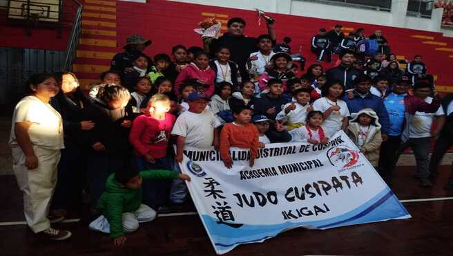 Cusipata campe贸n de campeones en el I tope internacional de judo en Tacna, con 37 Medallas para el Orgullo Cusipate帽o