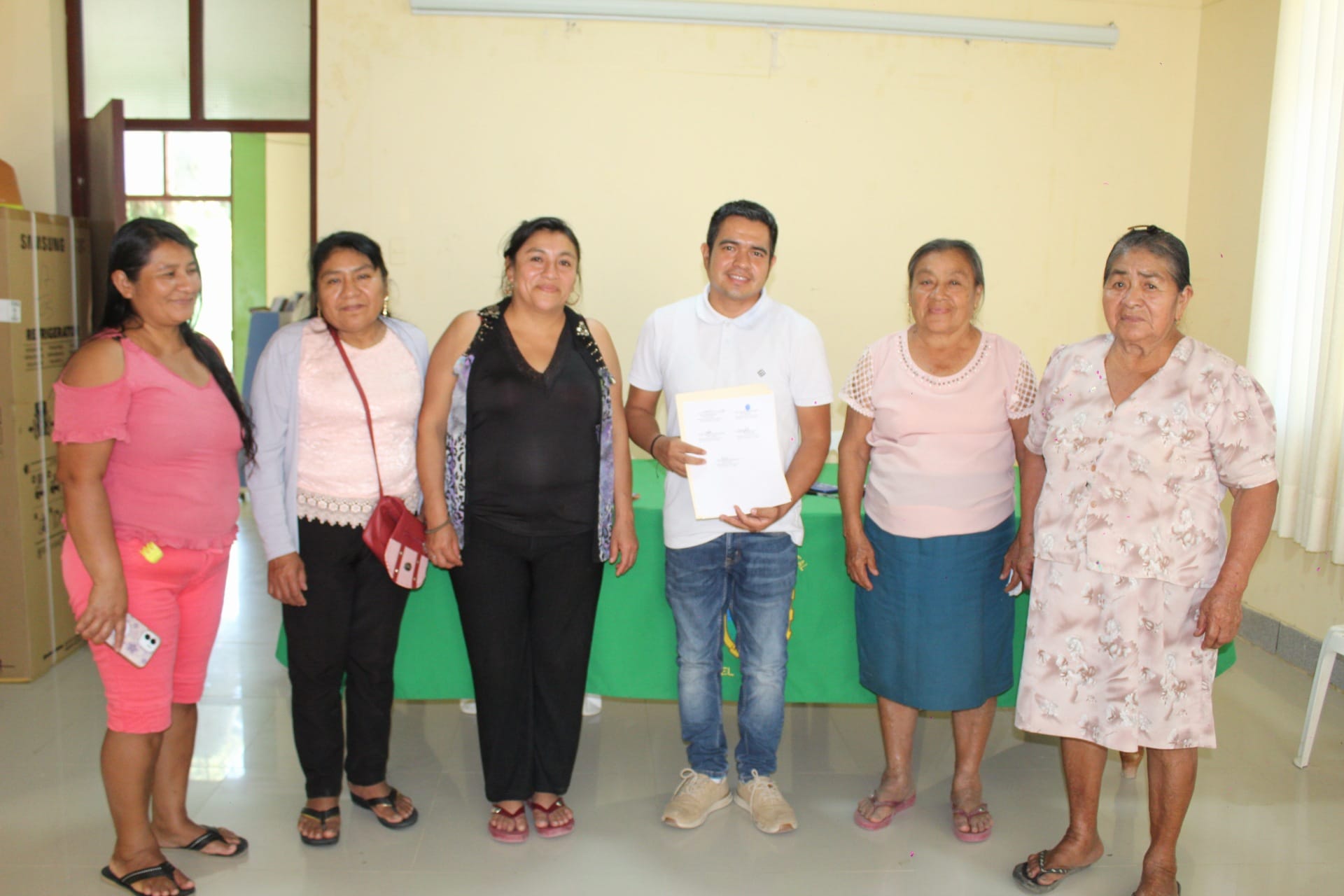 Reunión para patentar la chicha de jora