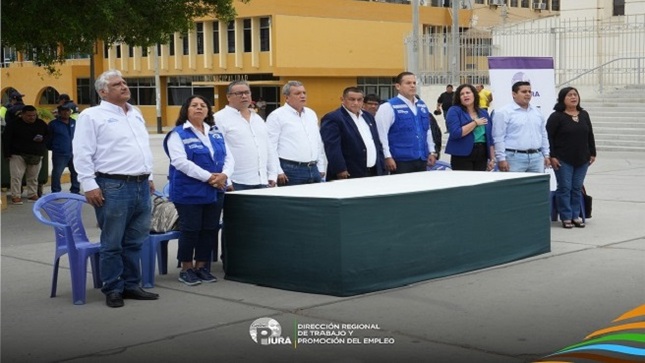  Municipalidad Provincial de Sullana, ofertó más de 2000 puestos laborales, ofrecidos por 26 empresas. Esta actividad, a la que asistió el Subgerente Regional de Desarrollo Social, Domingo Peña Iparraguirre