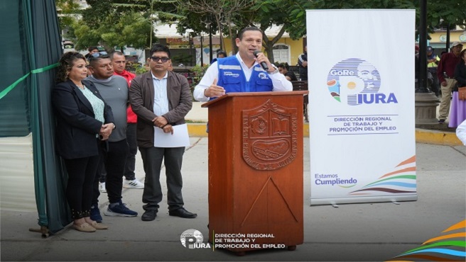 Municipalidad Provincial de Sullana, ofert贸 m谩s de 2000 puestos laborales, ofrecidos por 26 empresas. Esta actividad, a la que asisti贸 el Subgerente Regional de Desarrollo Social, Domingo Pe帽a Iparraguirre